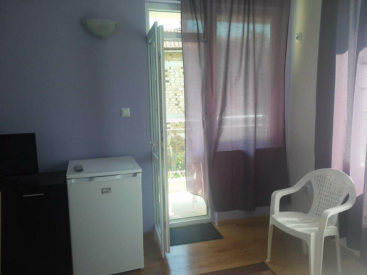 Къща За Гости "Пердика" Hotell Obzor Exteriör bild