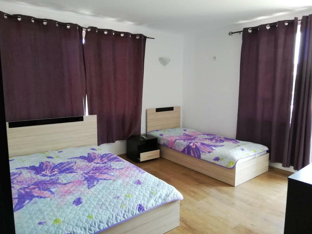 Къща За Гости "Пердика" Hotell Obzor Exteriör bild